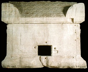 bruttia-retro-sarcofago