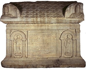 Sarcofago a decorazione architettonica di Bruttia Aureliana, 250-270 d.C.