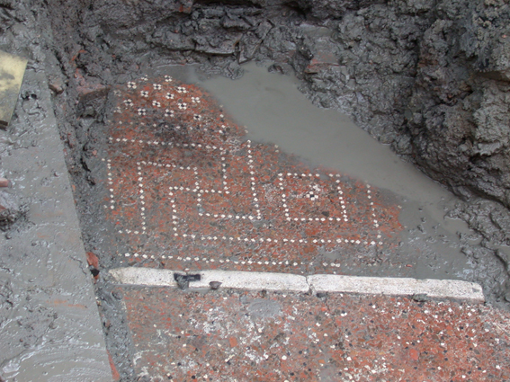 Foto dello scavo di Piazza degli Estensi