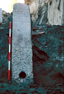 Foto dello scavo in via Moreali, 1999