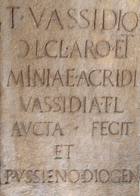 Stele di T. Vassidius Clarus 